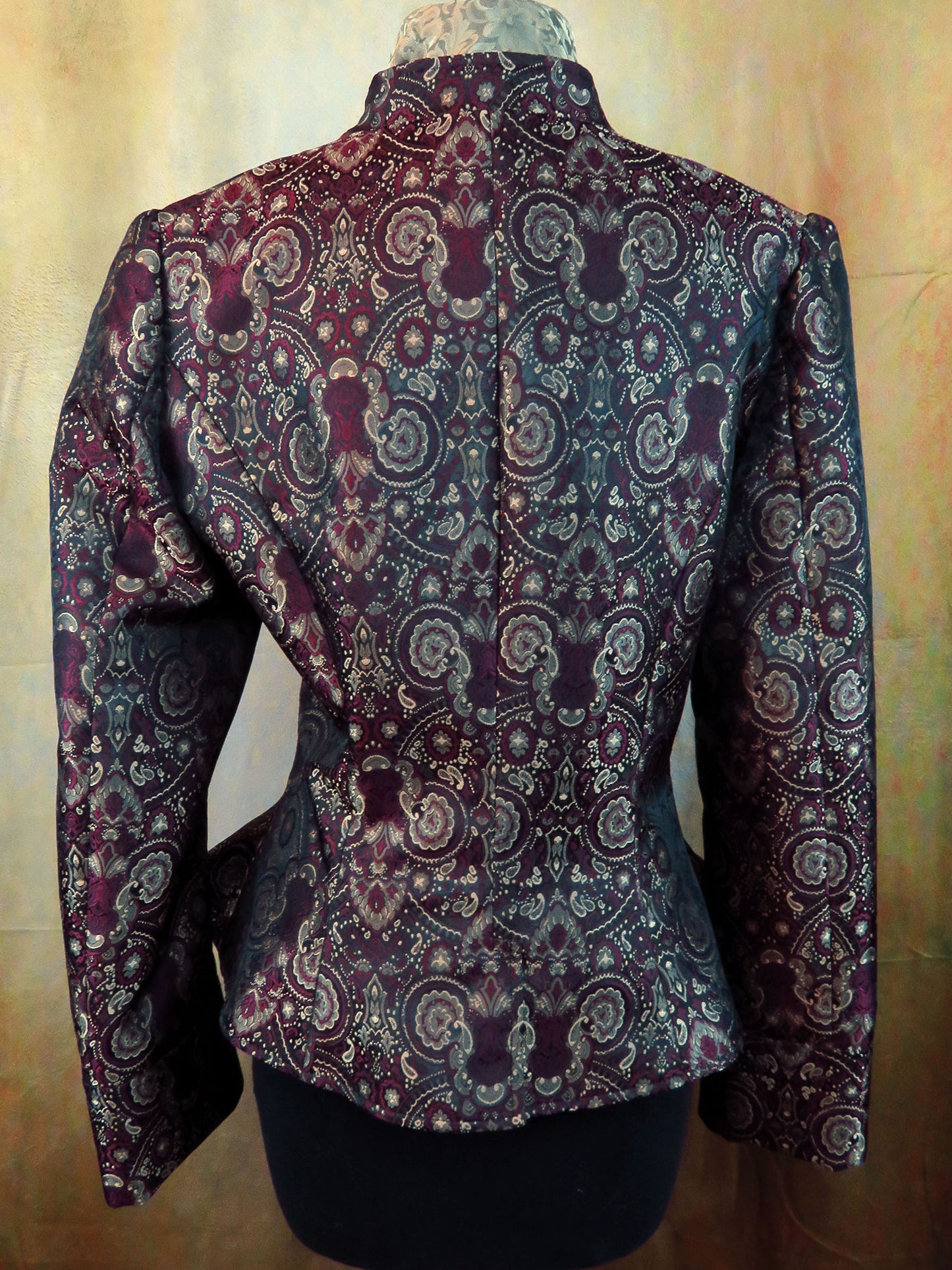 Women's Victoriana Jacket - Burgundy Brocade burg