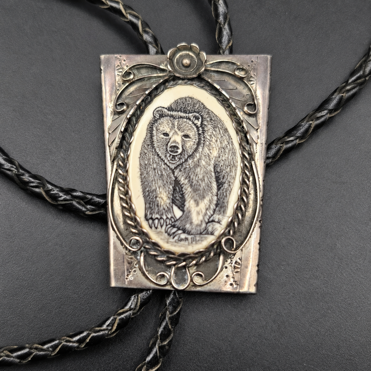 Signed Vintage Bear Scrimshaw Southwestern Bolo Tie