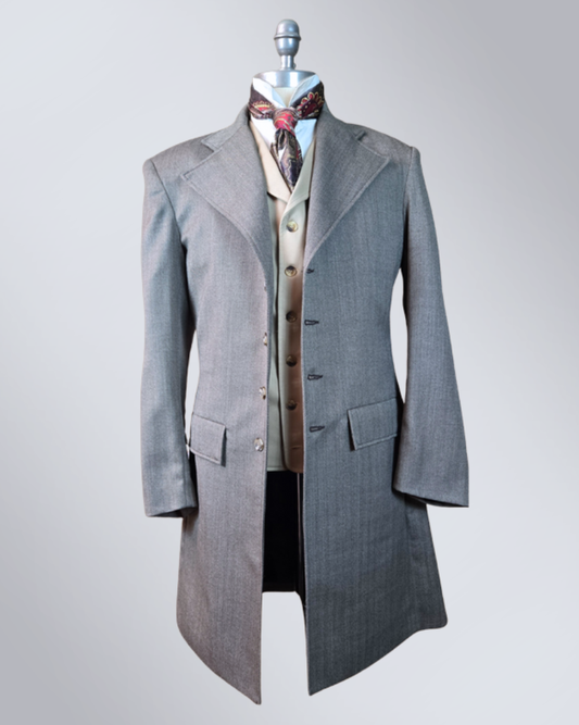 long dress jacket mens Long Male Dress Jacket Customized Royal Satin Men's African Suits For Men With Long Cape Perfect For Formal Parties, Weddings, And Fashionable Tuxedos (2 Pieces)