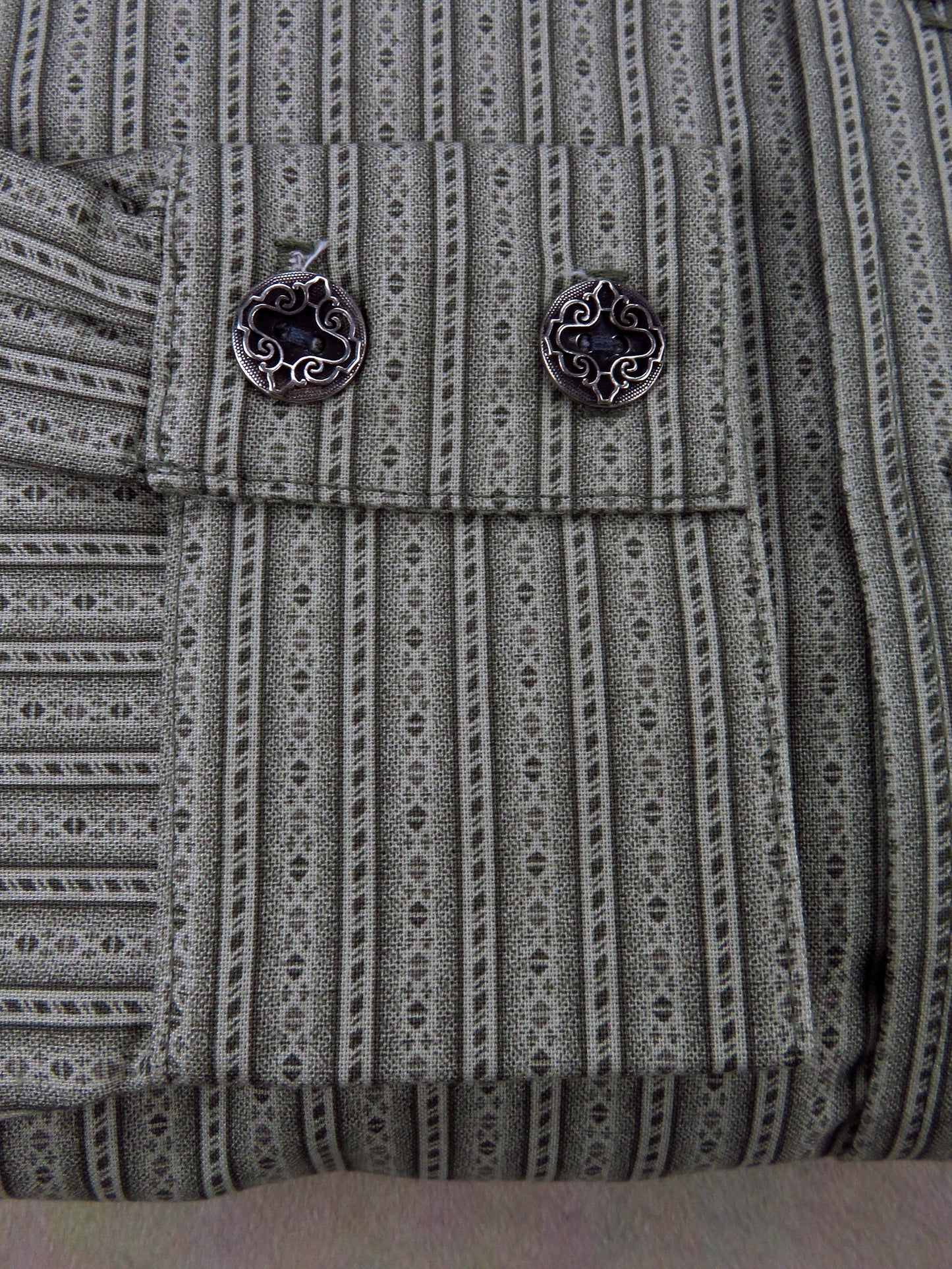 Putty Filigree Stripe Men's Dakota Shirt
