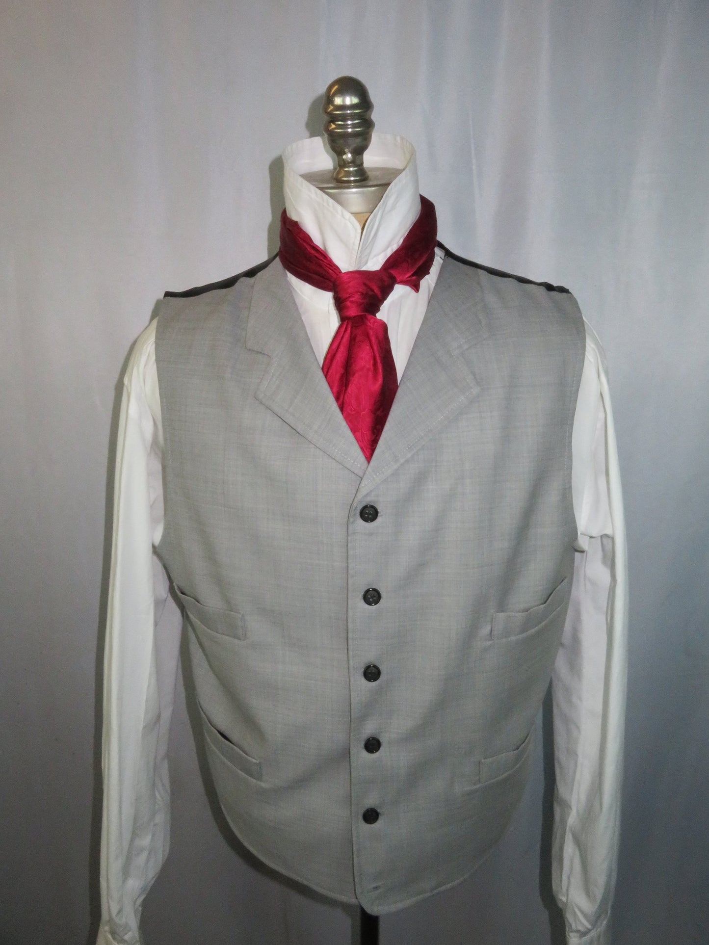 Men's Notch Vest - Silver Grey Tropical