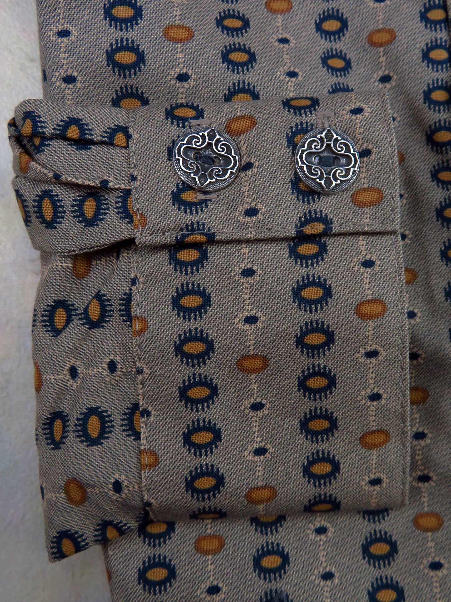 Southwest Medallion Brown Dakota Shirt