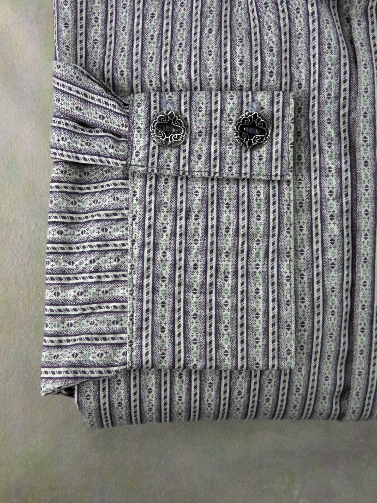Lavender Filigree Stripe Men's Dakota Shirt