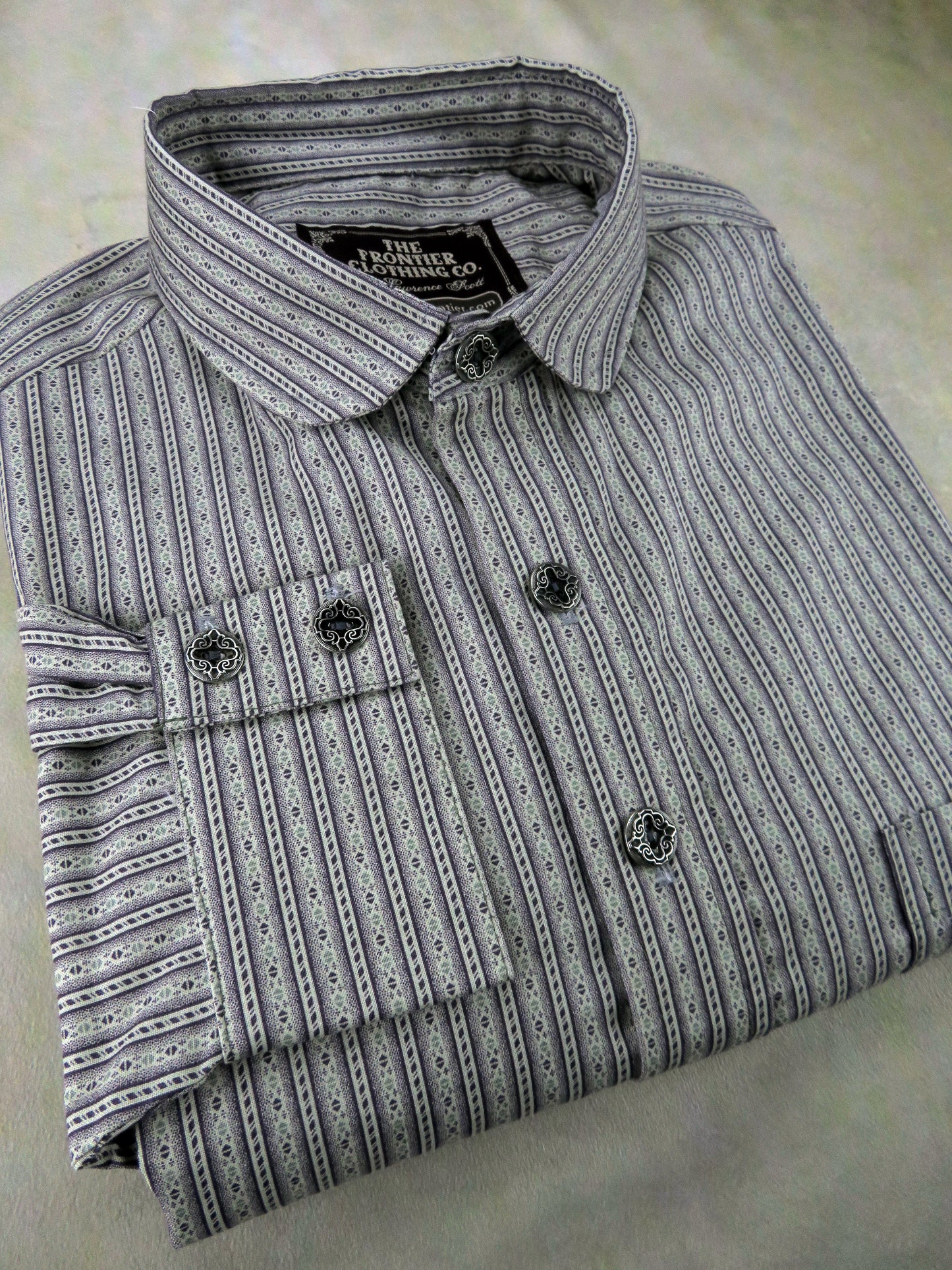 Lavender Filigree Stripe Men's Dakota Shirt