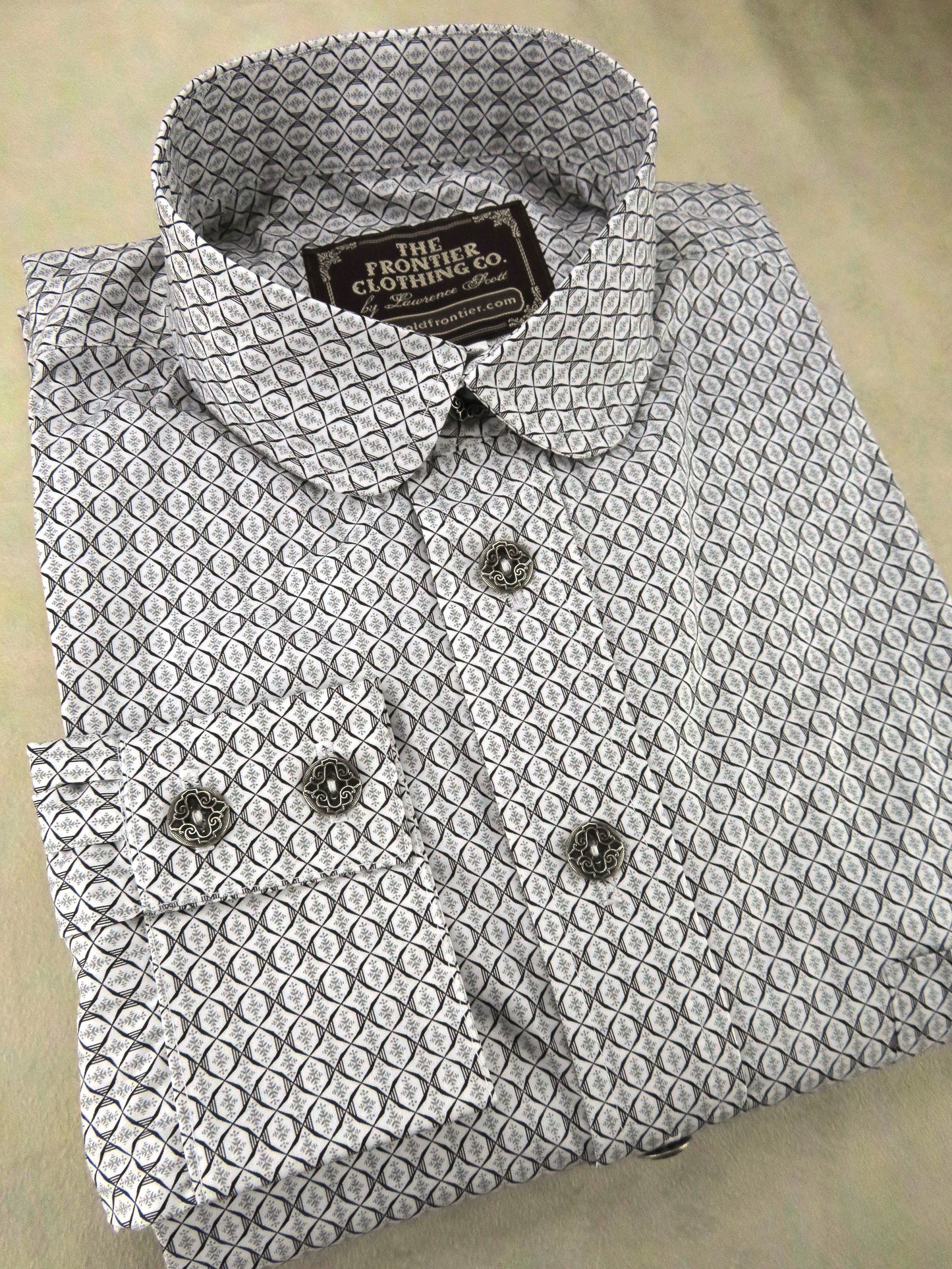 Black and White Lattice Men's Dakota Shirt