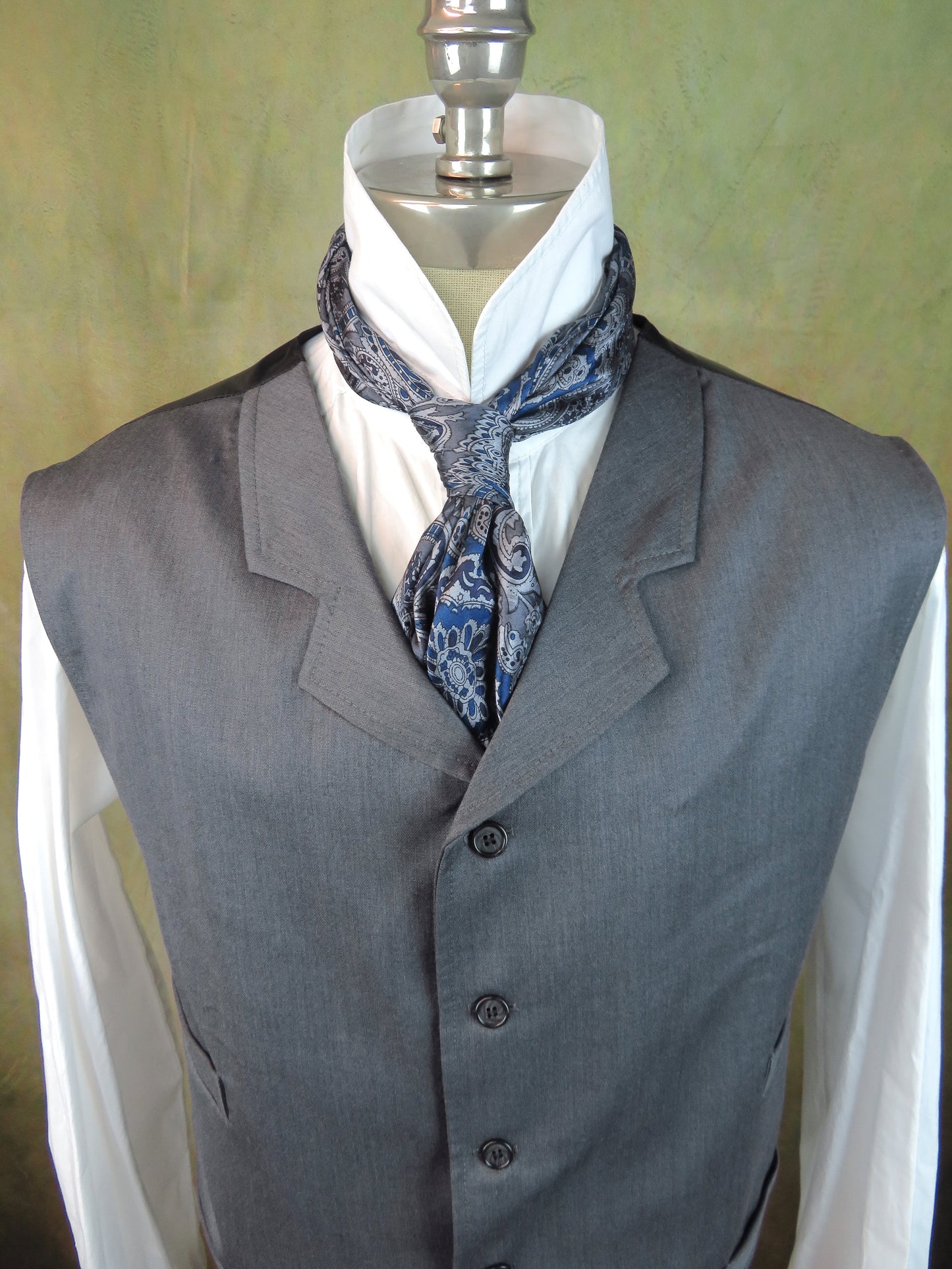 Men's Notch Vest - Elephant Grey Gabardine