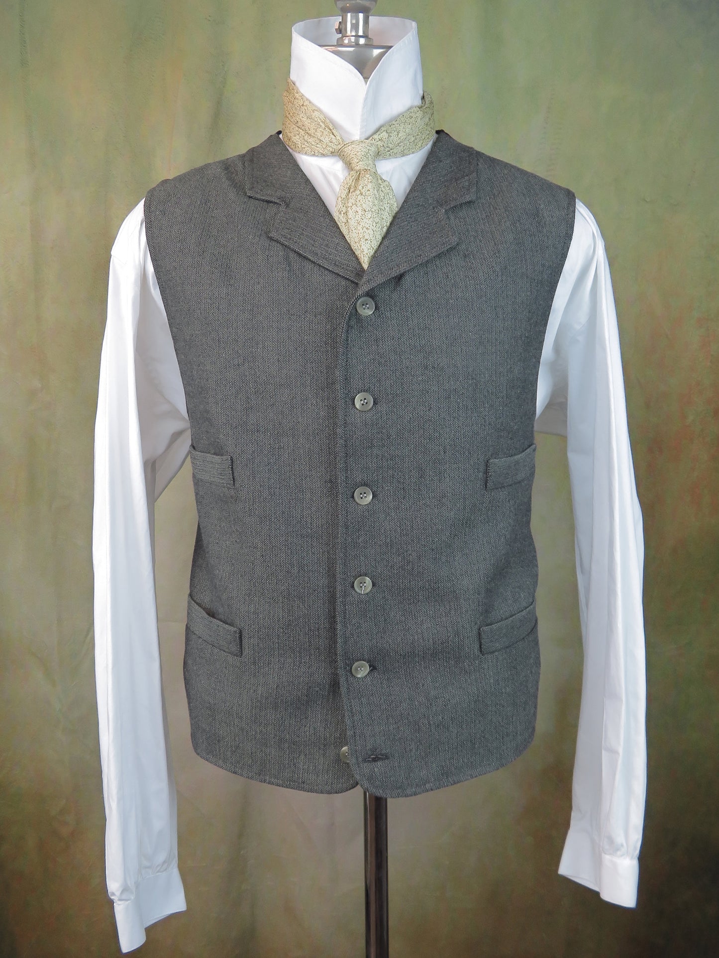 Men's Notch Vest - Basil Green Mini Herringbone #504