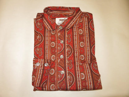 Dark Red Paisley Wallpaper Dakota Shirt