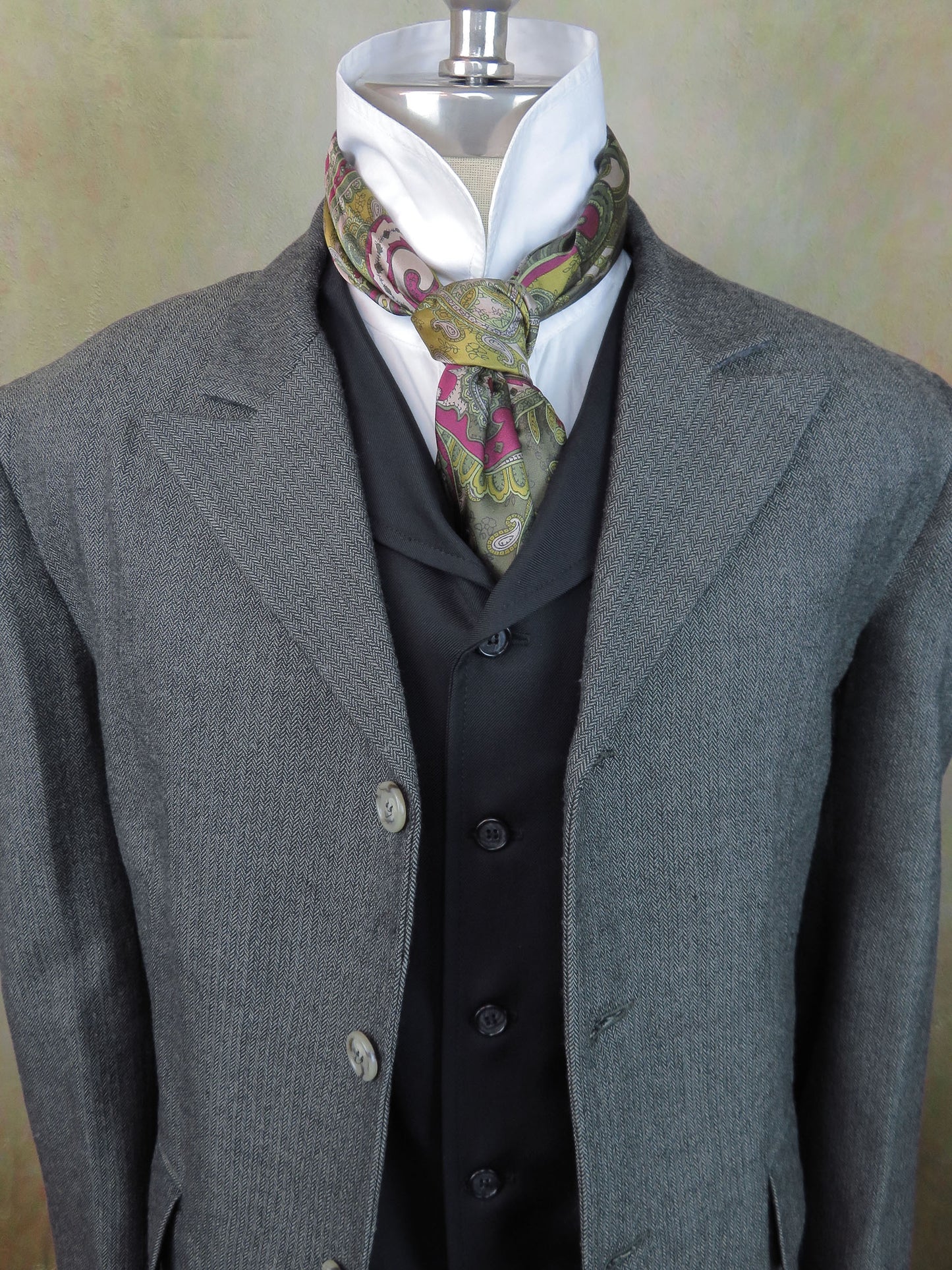Men's Town Coat - Dark Green Herringbone #565b
