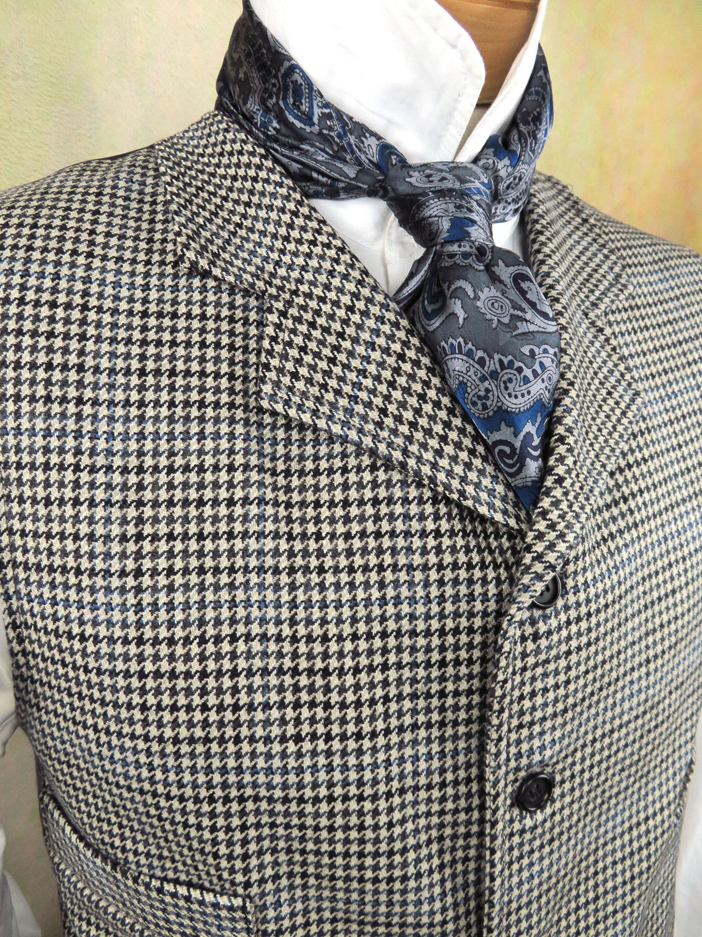 Men's Notch Vest - Ivory and Black Houndstooth with Blue Accents #547
