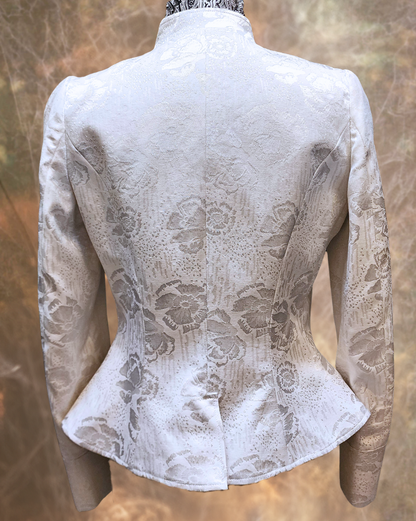 Women's Victoriana Peplum Coat – White Floral